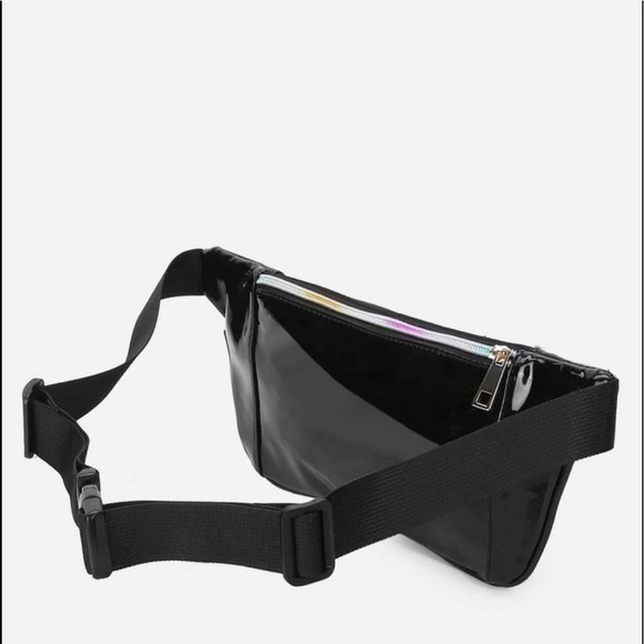 Double zipper detail fanny pack black - Picture 4 of 8